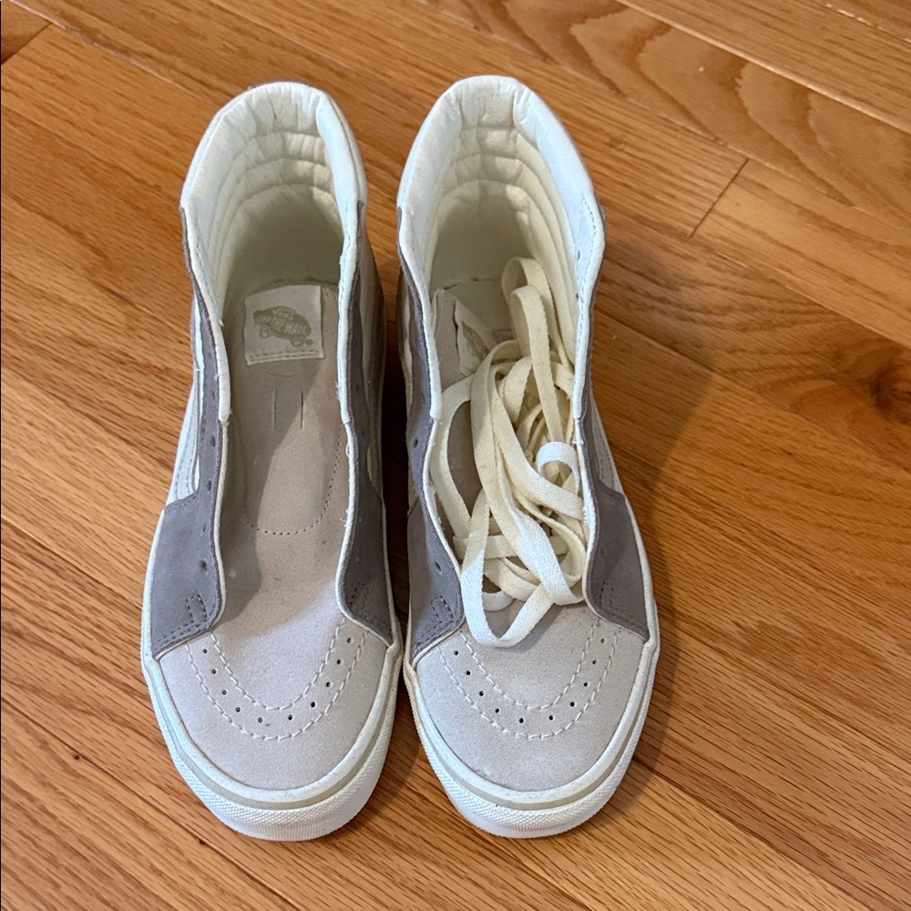 Vans Sk8-Hi Shoe